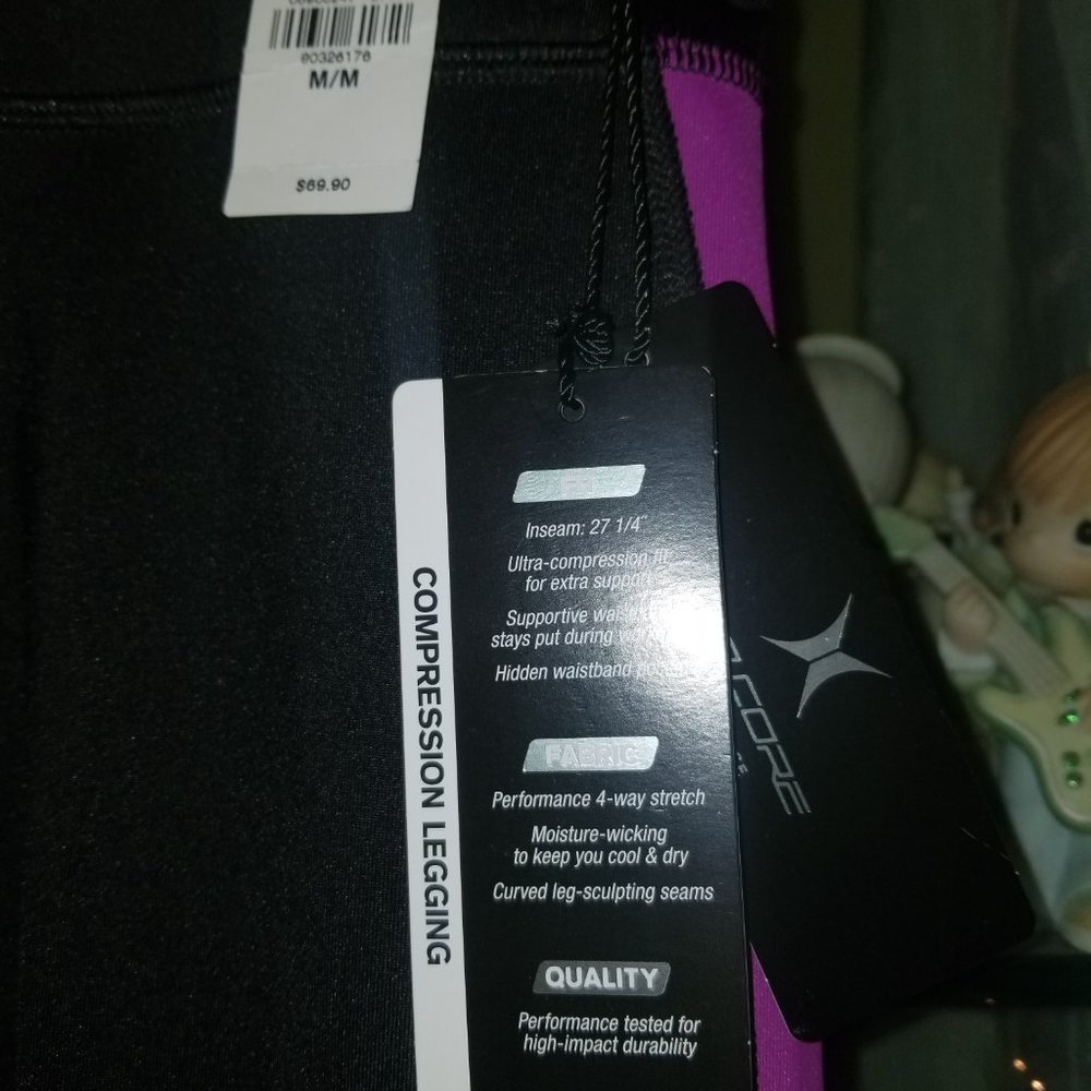 Express Compression Legging - Picture 3 of 3